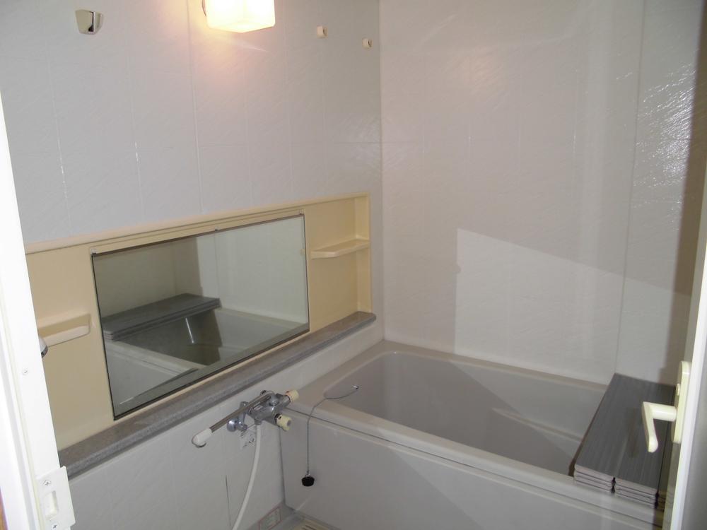 Bathroom. Indoor (September 2013) Shooting