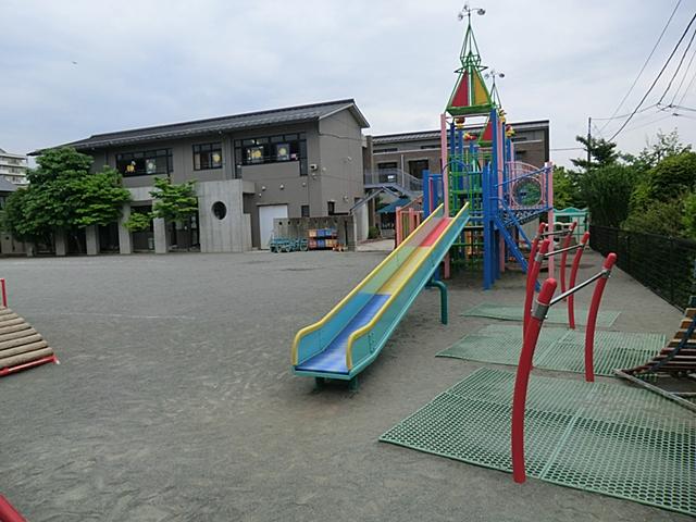 kindergarten ・ Nursery. Kindergarten in the 410m Kita Yamata 3-chome to Yokohama Mizuho kindergarten. Day care is also possible distance walking.