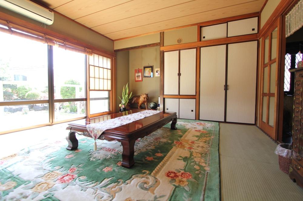 Other introspection. Armoire ・ Buddhist family chapel ・ Is a 3-meter uniform Japanese-style room of Yukanokan. 2013 April shooting