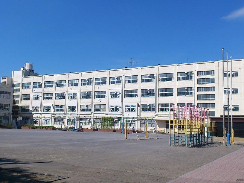 Primary school. Sumiregaoka until elementary school 960m