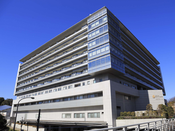 Surrounding environment. Showa University Northern Yokohama Hospital (about 2.5km)
