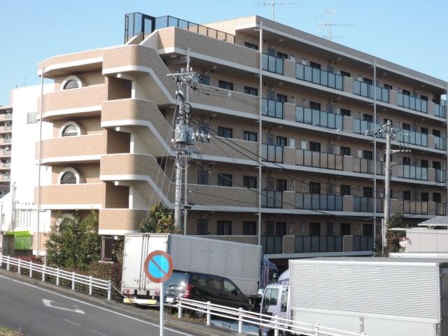 Local appearance photo. Renovation already Riverside apartment.