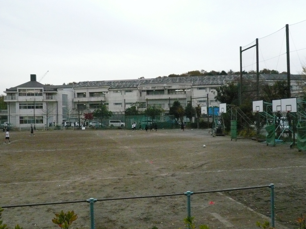 Junior high school. 303m to Yokohama Municipal Chigasaki junior high school (junior high school)