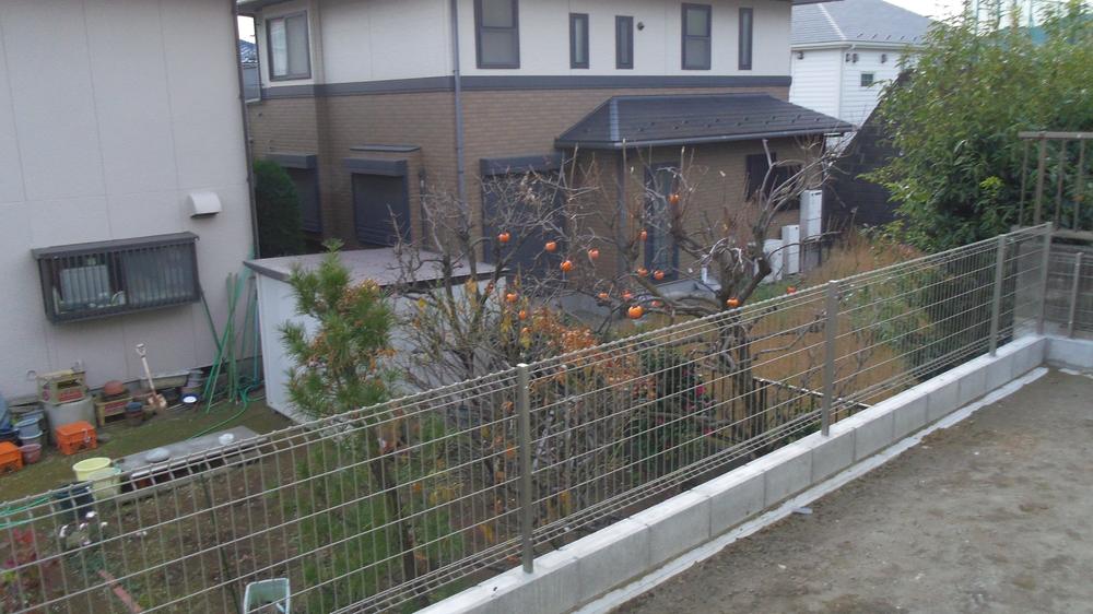 View photos from the dwelling unit. View from the site (December 2013) Shooting