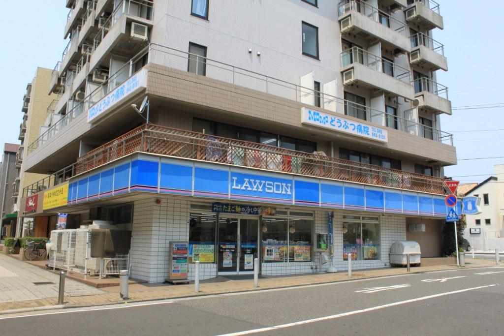 Convenience store. 50m to Lawson (convenience store)