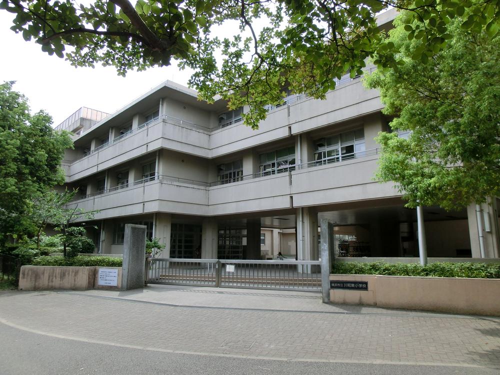 Primary school. 470m to Yokohama City Tachikawa Kazuhigashi Elementary School
