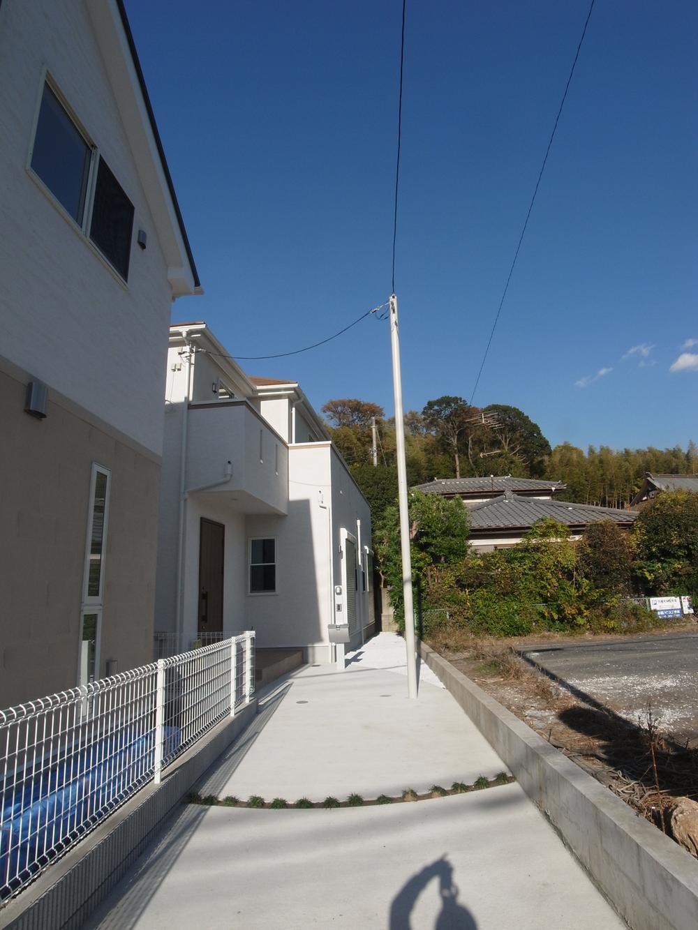 Local appearance photo. Local (11 May 2013) Shooting