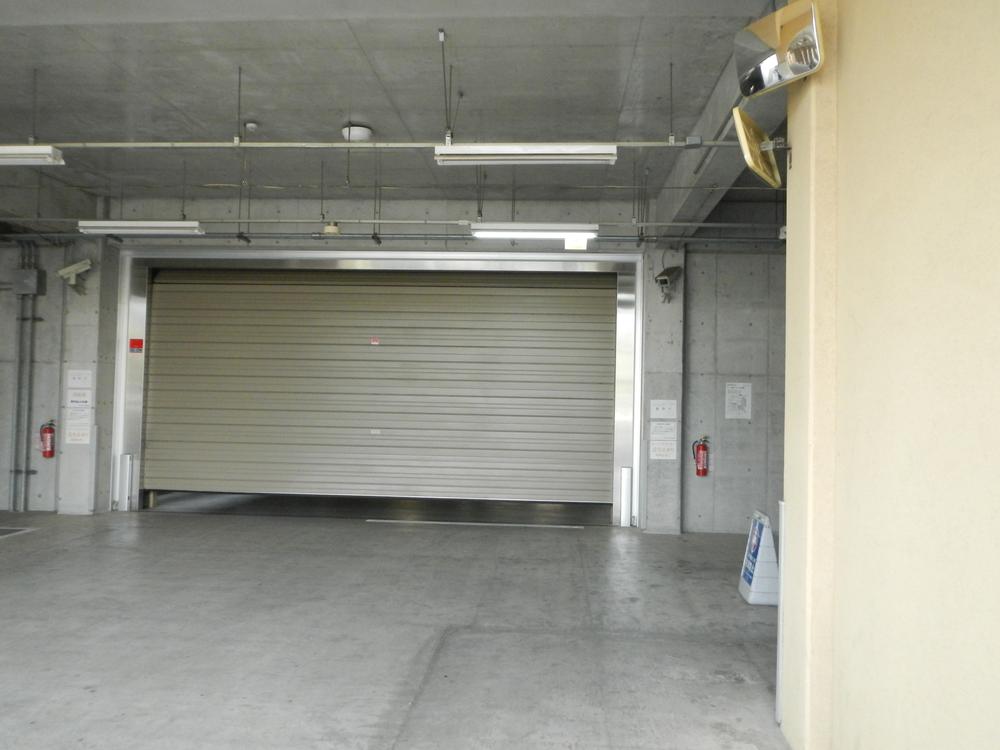 Other common areas. Common areas: remote control gate shutter adoption of on-site parking (Allowed inheritance)