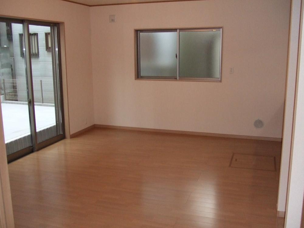 Living. Indoor (12 May 2013) Shooting