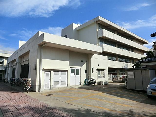 Primary school. Yokohama Municipal Shin'yoshida 1000m to the second elementary school