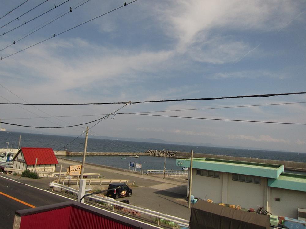 View photos from the dwelling unit. View from the second floor (August 2012) shooting