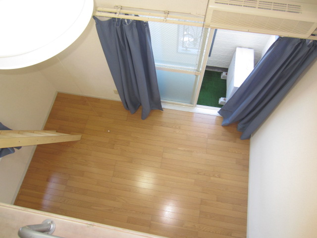 Living and room. For the corner room, It is many bright room lighting part!