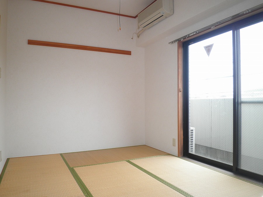 Other room space. Japanese-style room It will be out on the veranda