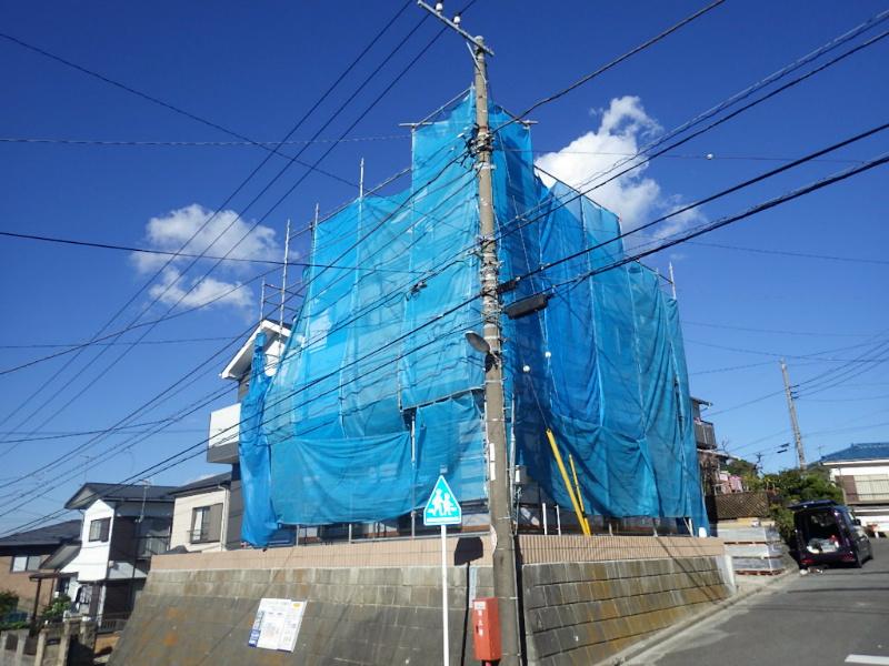 Local photos, including front road. 2014 January scheduled to be completed