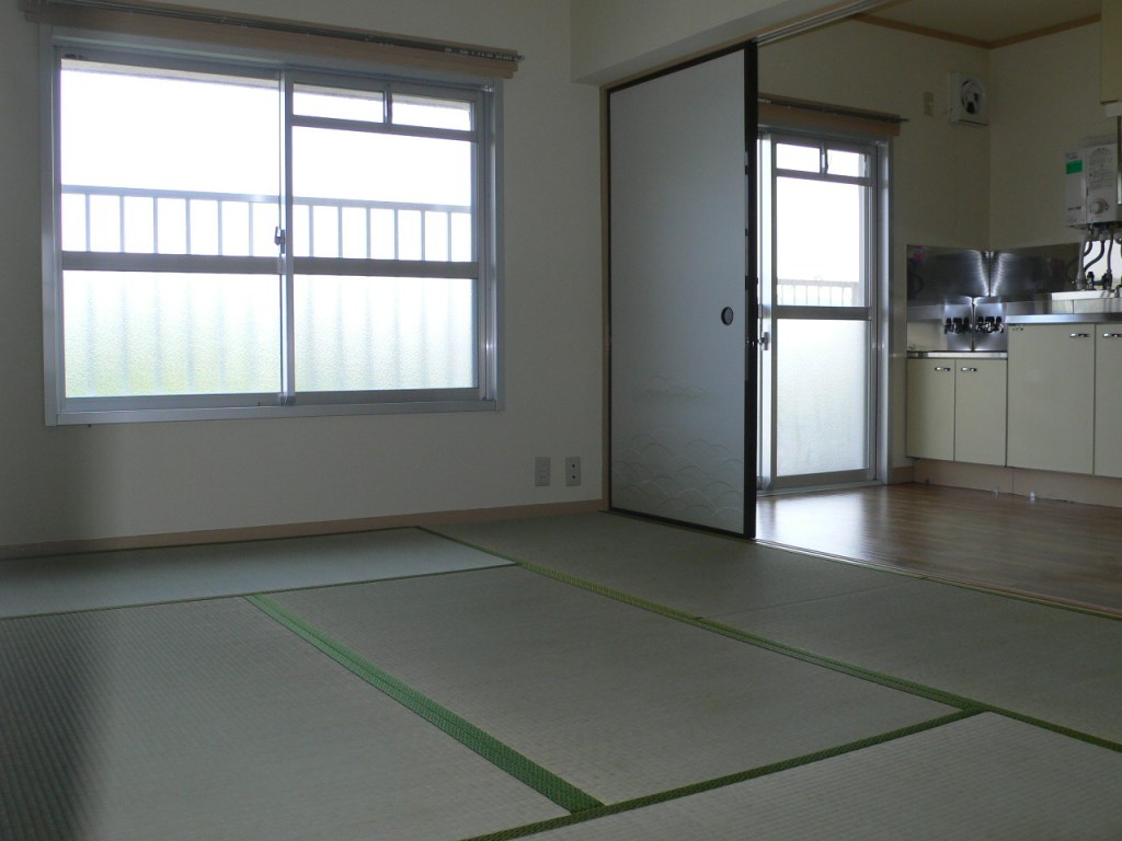 Living and room. Photo is the same type ・ It is another dwelling unit.