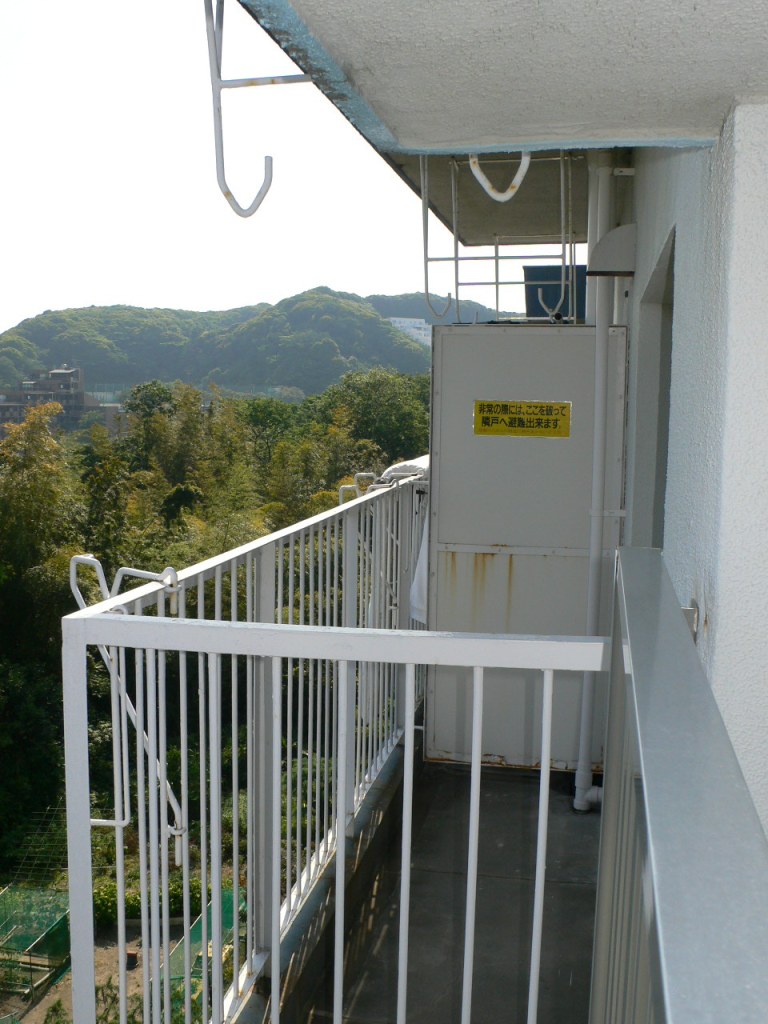 Balcony. Photo is the same type ・ It is another dwelling unit.