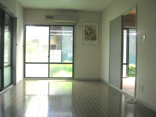 Living and room