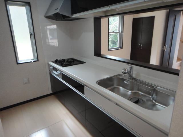 Kitchen. Easy-to-use system Kitchen.