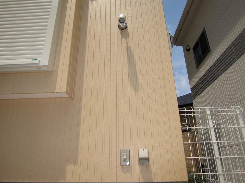 Other. Outlet to outdoors, There is a lighting