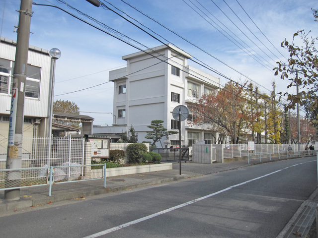 Junior high school. 1853m to Yokosuka Municipal Kurihama junior high school (junior high school)