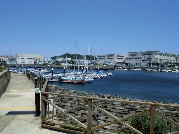 "Fukaura boat Park," a 12-minute walk (about 960m)