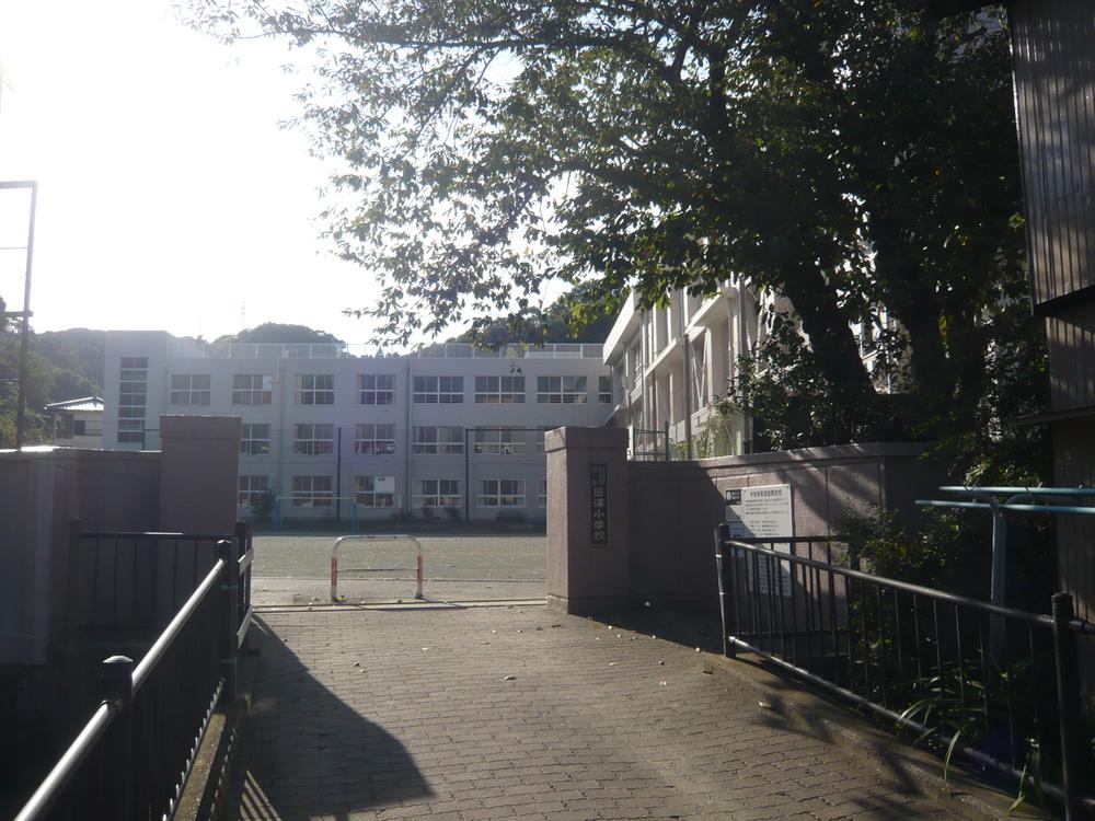 Primary school. Taura until elementary school 960m
