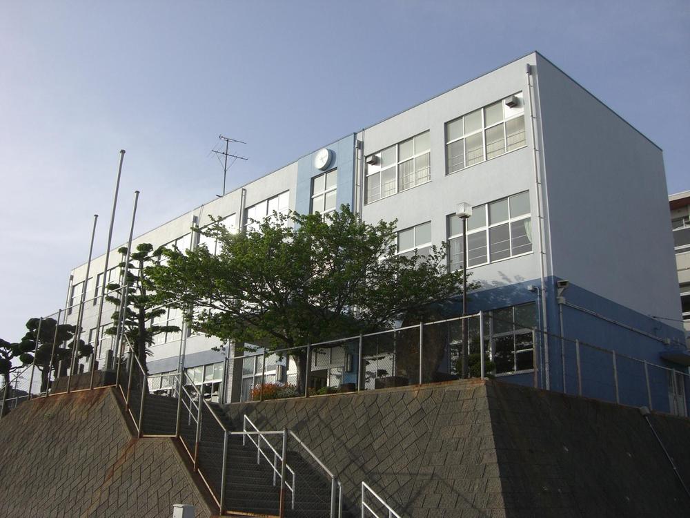 Primary school. 437m to Yokosuka Municipal Funakoshi Elementary School