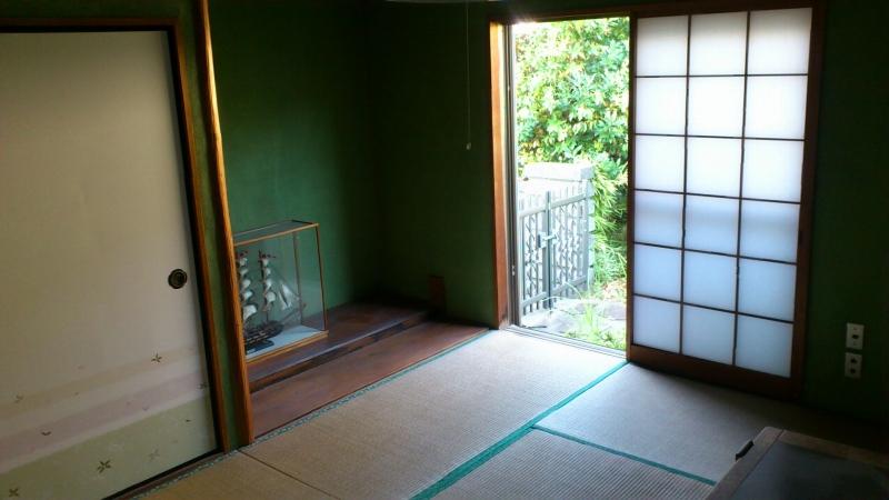 Non-living room. Japanese-style room is also sunshine good