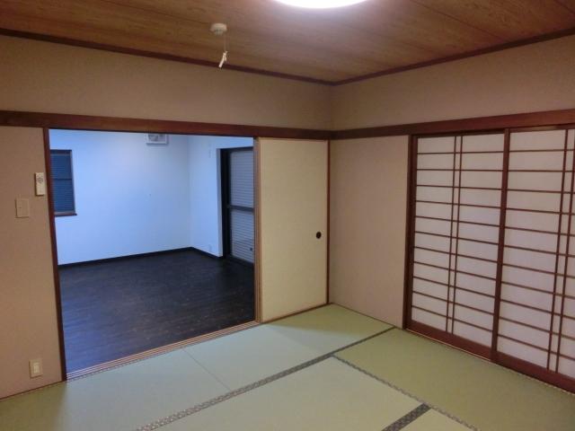 Non-living room