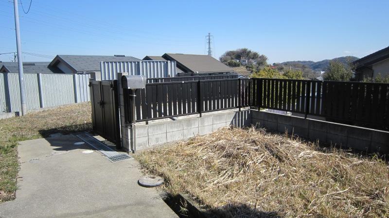 Local photos, including front road. The northeast side of the building to the back