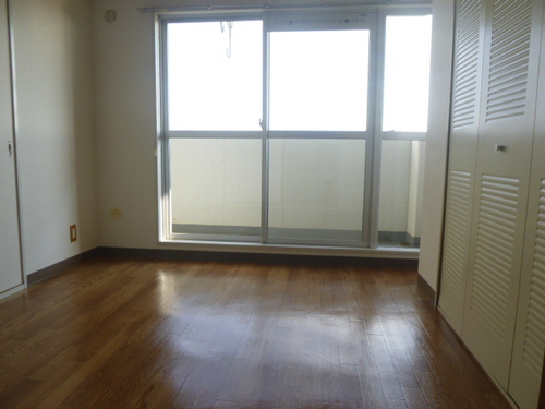 Other room space. Western-style about 4.5 tatami