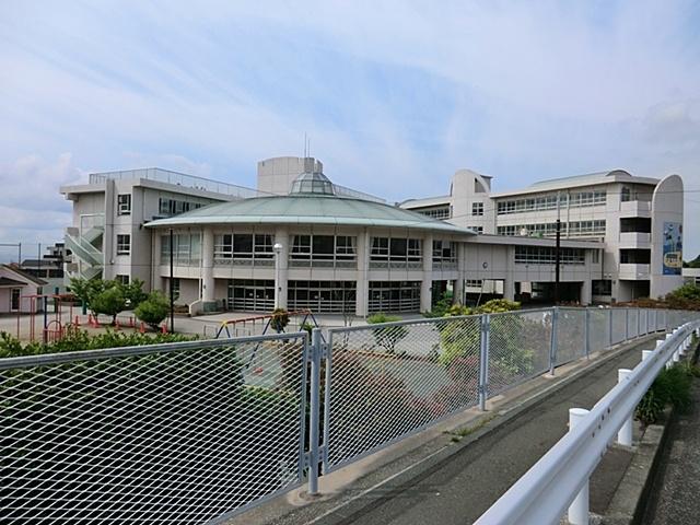Other. Nobi about 500m to the east elementary school