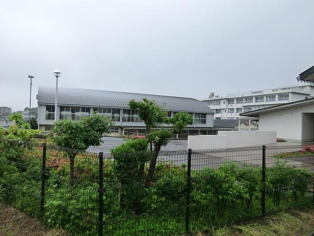Other. Nobi about 600m up to junior high school