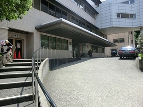 Hospital. Yokosukakyosaibyoin until the (hospital) 90m