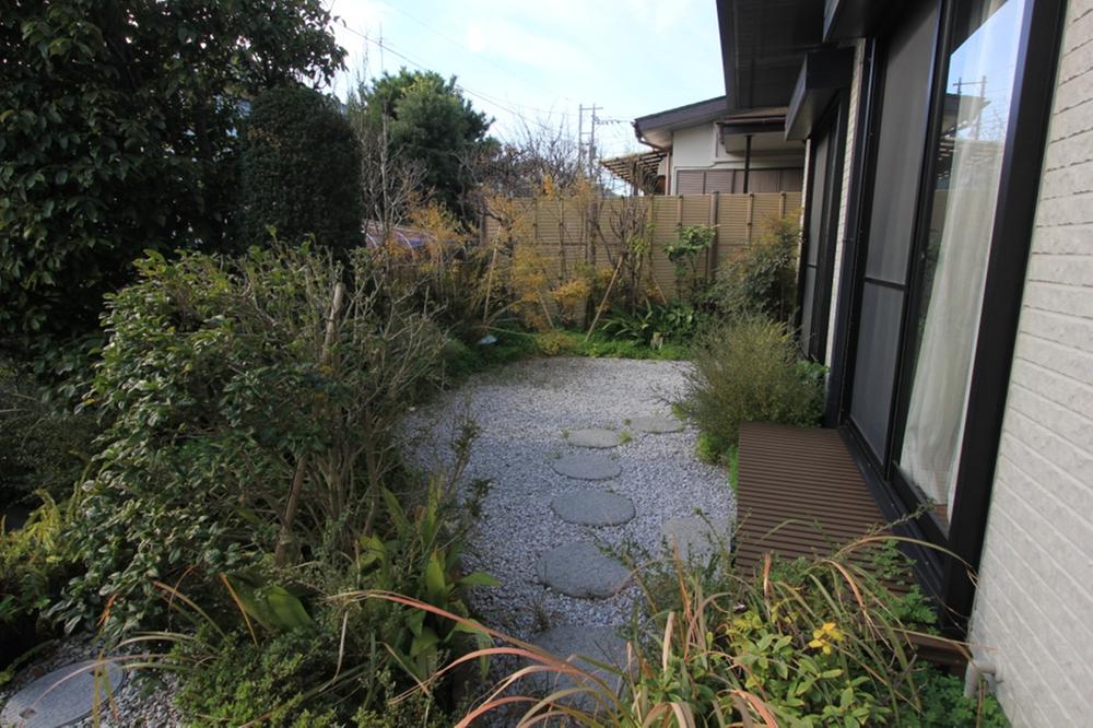 Garden. The Nantei, There is a planting that can feel the four seasons. Local (12 May 2013) Shooting