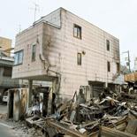 Construction ・ Construction method ・ specification. The outer wall of the Heberuhausu ・ floor ・ ALC concrete that has been adopted in the roof (except for the gradient surface) [Hebel] is, It is fire-resistant structural member of the Minister of Land, Infrastructure and Transport certification clearing the severe fire-resistance test. 