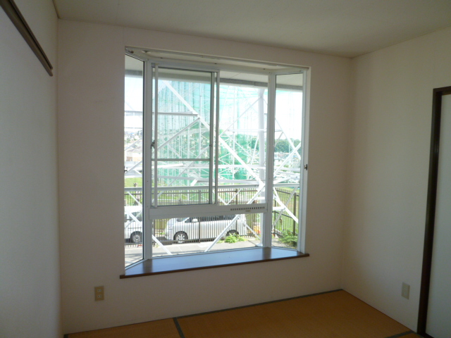 Other room space. Bay window of the Japanese-style room