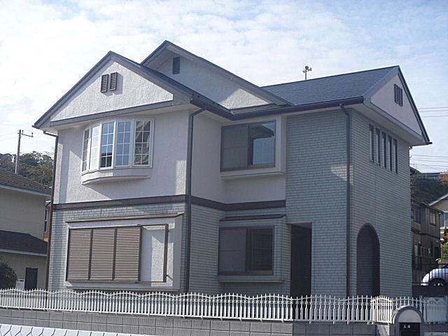 Local appearance photo. Local (12 May 2012) shooting bright exterior design was settled