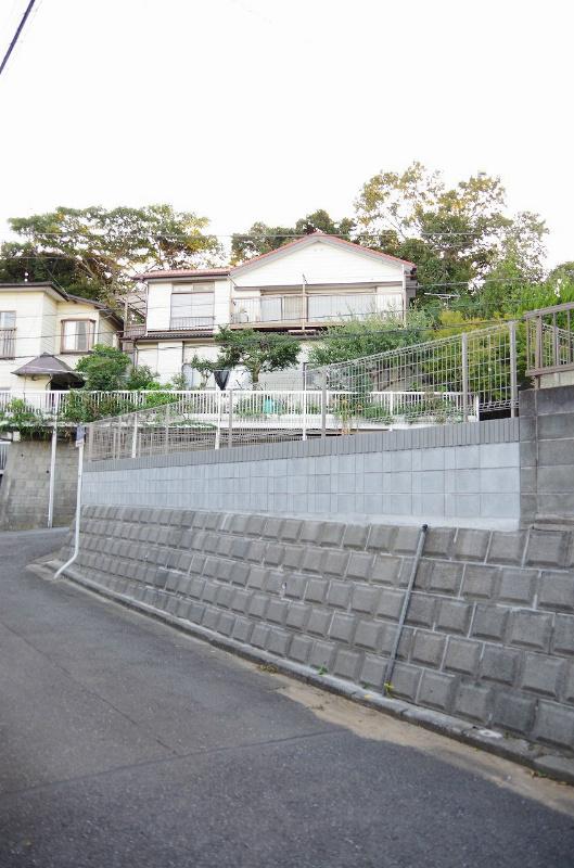 Local appearance photo. 4m road