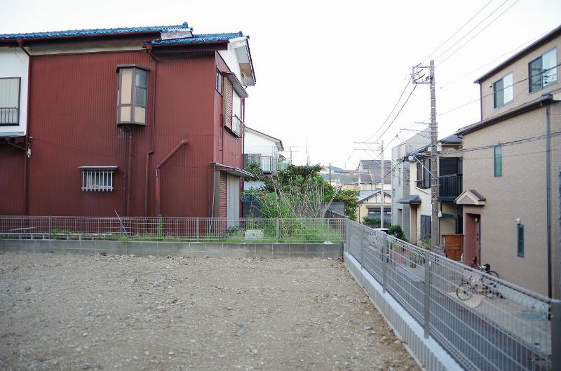 Local appearance photo. Color select Allowed!