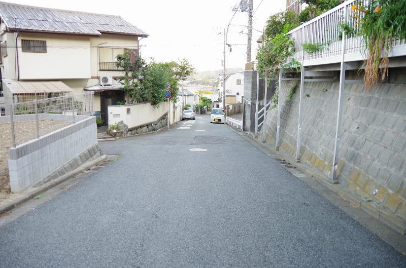 Local appearance photo. Living environment favorable!