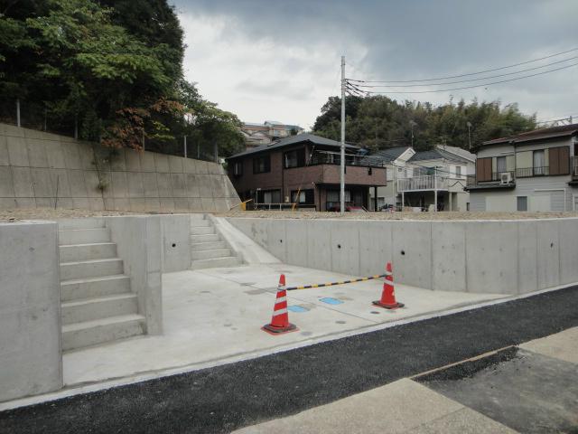 Local land photo. Current situation vacant lot, After the water and sewerage retraction