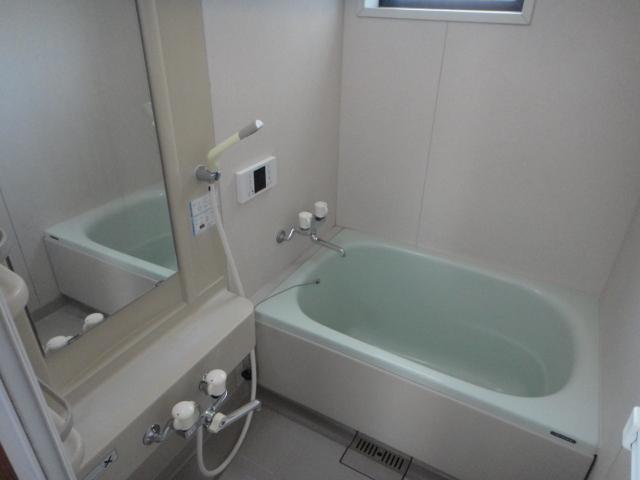 Bathroom. It is beautiful in pre bathroom Kuringu. 