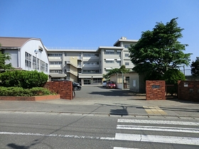 Primary school. 870m to Yokosuka City Ogino elementary school (elementary school)