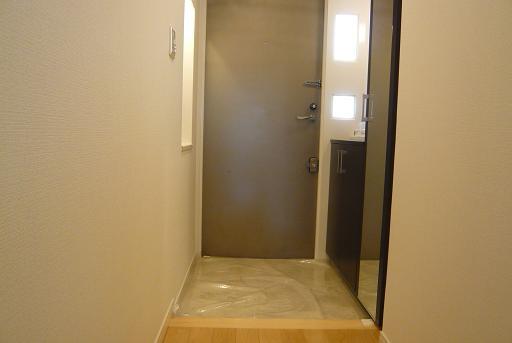 Entrance. Bright entrance!