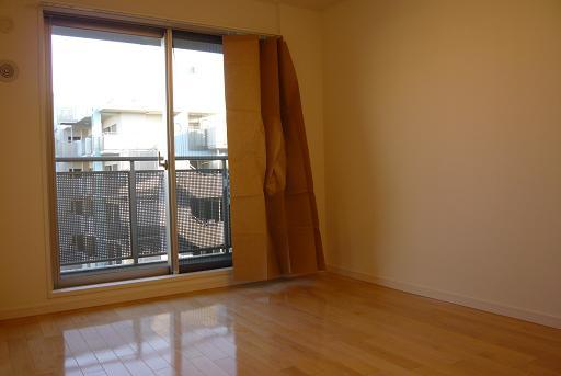 Non-living room. Western-style 6.8 Pledge!