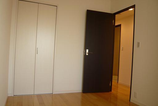 Non-living room. Western-style 6.8 Pledge!
