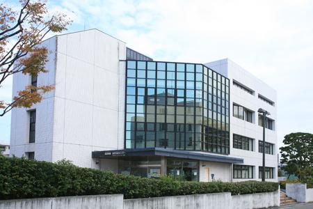 library. 1120m to Yokosuka Tatsukita library