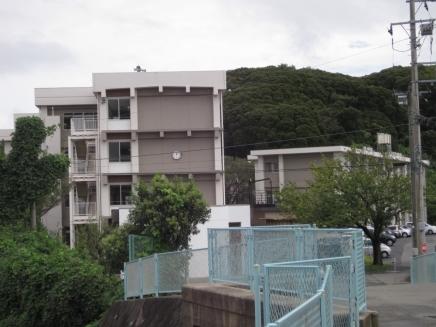 Junior high school. 1536m to Yokosuka Municipal Uraga junior high school