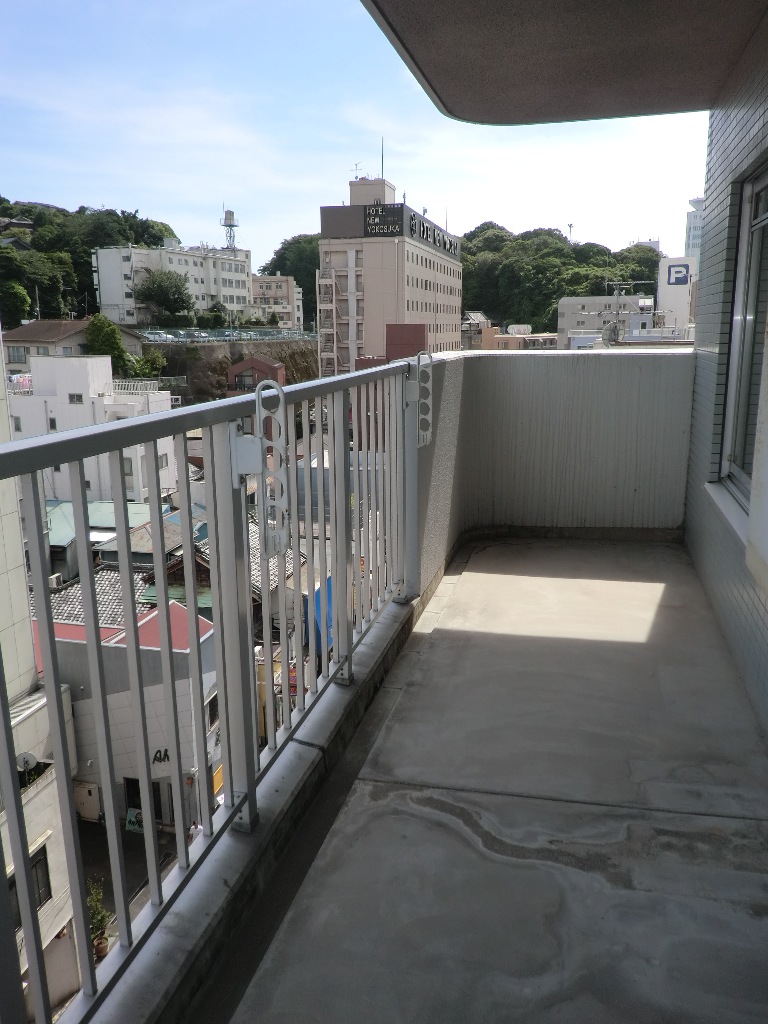 Balcony. balcony  The same type ・ It will be in a separate dwelling unit photos.
